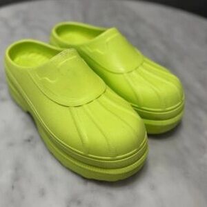 Sorel Clog.  Neon Green size 10.